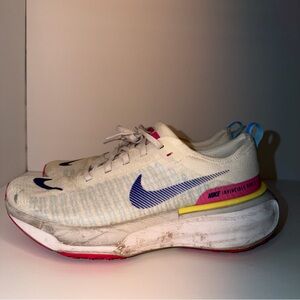 Nike Invincible 3 ZoomX Men’s Size 11 White Pink Blue Running Shoes